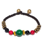 Brățară cu sfere din lemn pictate cu roșu și verde