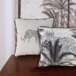 Set 2 Fețe Pernă Decorative din Catifea Wild 45 x 45 cm