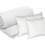 Set Alcam, 2 perne microfibra 50x70 cm si pilota matlasata 200x220 cm